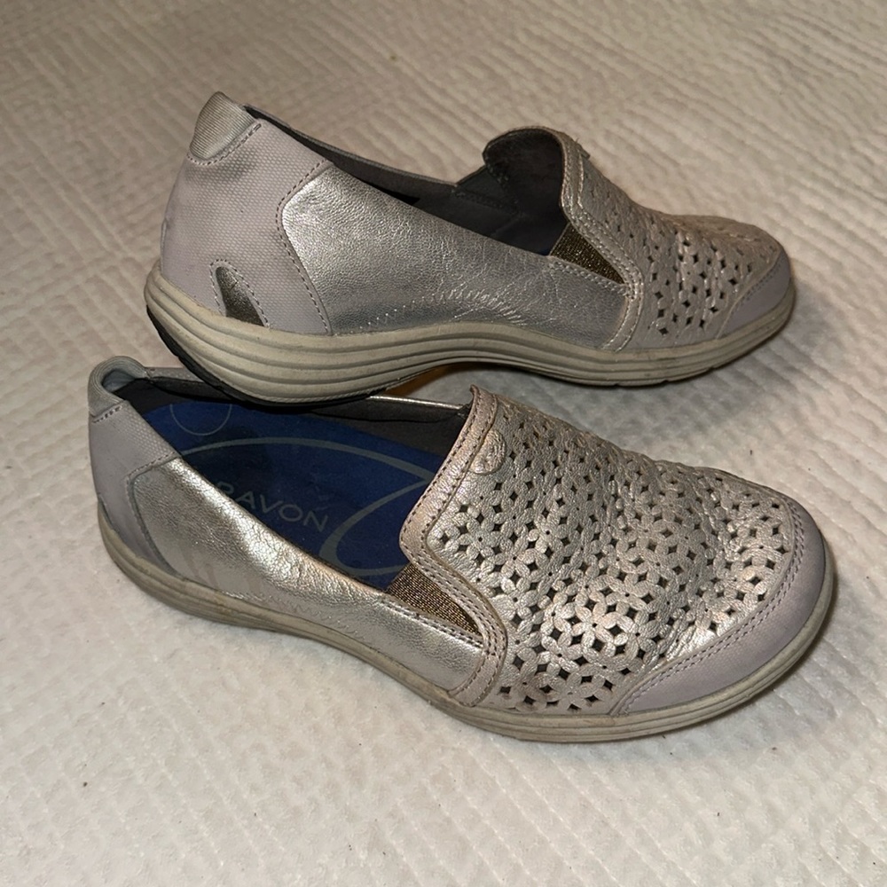 Aravon Slip On Casual Flats Women’s 6